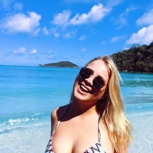 Meet your Posher, Elise